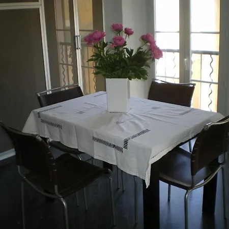 Apartment Du Palais Nice