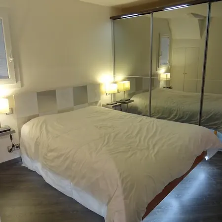 Apartment Du Palais Nice